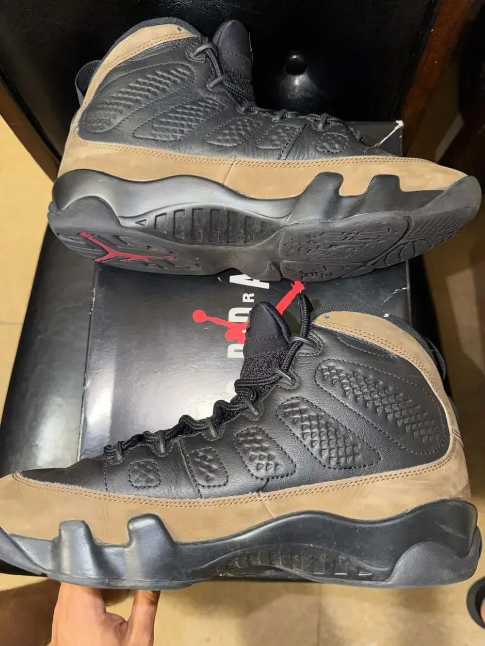 Nike Air Jordan 9 Retro Black/Light Olive